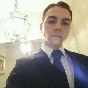 Meet your Posher, Sam